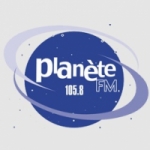 Logo da emissora Planete 105.8 FM