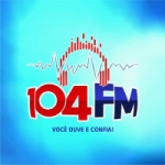 Logo da emissora Rádio Difusora 104.7 FM