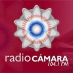 Logo da emissora Radio Cámara 104.1 FM