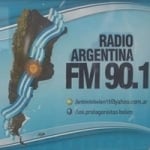 Logo da emissora Radio Argentina 90.1 FM