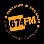 Logo da emissora 674 FM