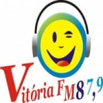 Logo da emissora Rádio Vitória FM